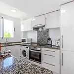 アパート A Un Paso Del Mar Con Servicios Y Piscina Jávea