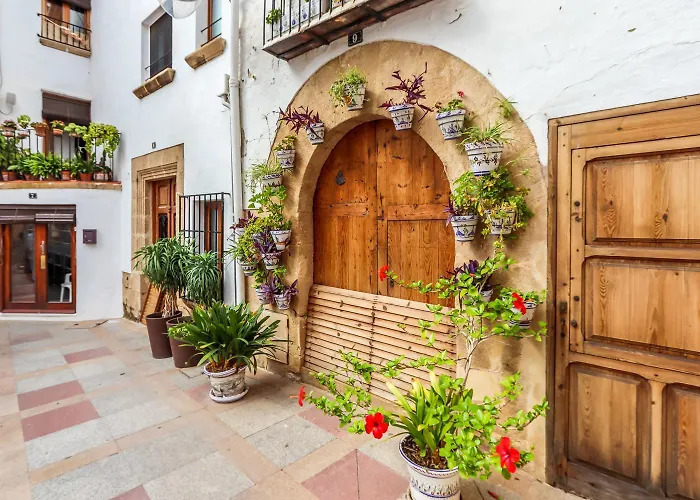 A Un Paso Del Mar Con Servicios Y Piscina Jávea